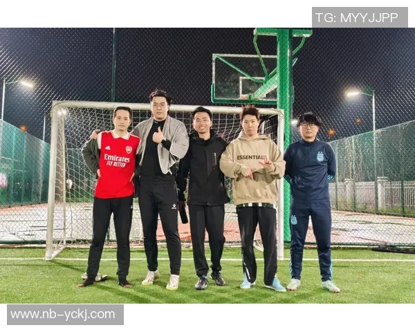 搞笑球星解说足球赛场风云笑料百出让人忍俊不禁